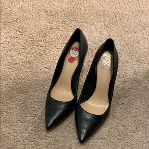 Vince camuto black heels